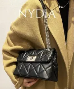 ブラック キルティングショルダーバッグ チェーン 黒