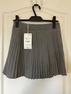 zaraプリーツスカート