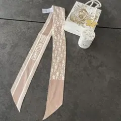 Item thumbnail for item 83c31711-7323-4731-93b8-0343a80ffa29