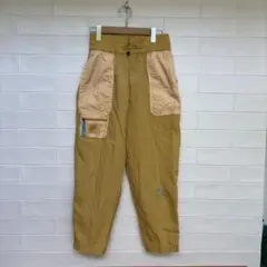 美品　NIKE イエローナイロンパンツ　サイズM