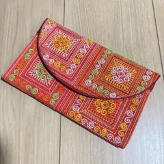 ベトナム 刺繍 巾着 ポーチ トラベルポーチ 旅行 アミナ チャイハネのサムネイル