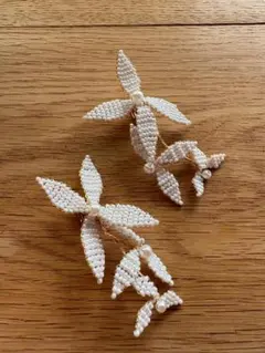 Item thumbnail for item eb0c3057-acdc-4f42-b5a3-16a28fa3bce1