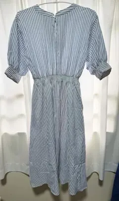 ナチュラルクチュール　ワンピースのサムネイル