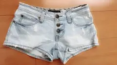 rienda ダメージ加工ボタンダウンデニムショートパンツ