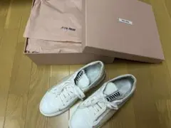 miumiu スニーカー