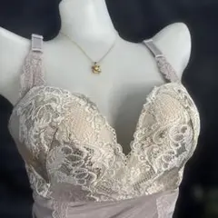 NN8 人気補正　BRADELIS 綺麗な花柄レース　ボディシェイパー　LL 紫