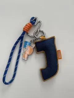 【新品】POP MART PIN FOR LOVE【Ｊ】