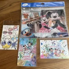 ディズニークリアポーチ&ポストカード3枚セット