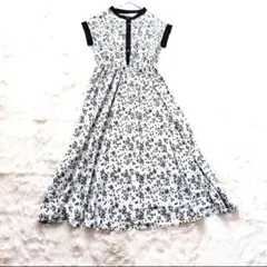 美品 ABITOKYO 小花柄フレアワンピース モノトーン ロング丈 F