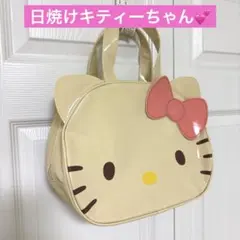 SanrioHello Kitty日焼けキティーちゃん エナメルフェイス型バッグ