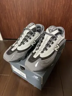 New Balance U1000 ブラック/シルバー 28.5cm - メルカリ