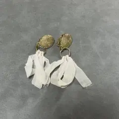 ゴールドタッセルデザインイヤリング