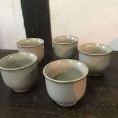 美品　陶器　焼物　湯呑み　落ち着いた色合い　が美しい　5個セット　直径7.7