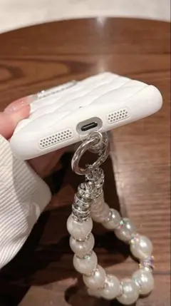 パール風スマホストラップ　キーホルダー
