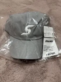 Snow Man グレー キャップ