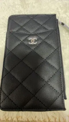 CHANEL ブラック レザー フラグメントケース
