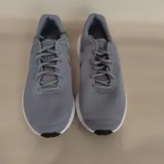 ナイキ ランニングシューズ レボリューション 7