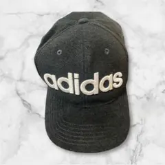 adidas 黒 キャップ スナップバック式