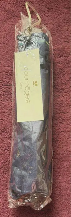 土日限定値下げ❗️【新品・未使用】courrèges　折り畳み傘のサムネイル
