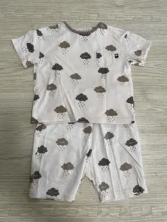 ★ミミコ様専用★ 雨雲柄パジャマセットとGAP Tシャツのサムネイル