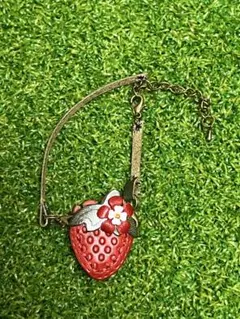 Item thumbnail for item e55256a1-9155-4225-bfb7-1cc35b6ae44a