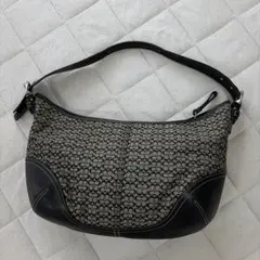 未使用級　Coach Hobo Signature Shoulder bag