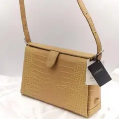 Item thumbnail for item 4e73777f-b6bb-49e9-977f-709e5bd68149