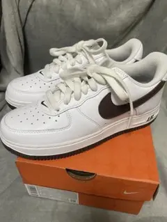 NIKE AIR FORCE 1 LOW RETRO チョコ　23.5cm