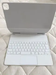 iPadPro 純正キーボード 13インチ