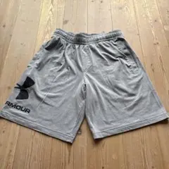 〈中古〉アンダーアーマー　ハーフパンツ　Ｌのサムネイル