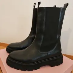 【美品】IENA【CARMENS】サイドゴアブーツ.メイドインITALY セール】 【別注】CARMENS×TOMORROWLAND サイドゴアラバーブーツ