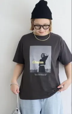 CharmフォトプリントTシャツ　チャコールグレーのサムネイル