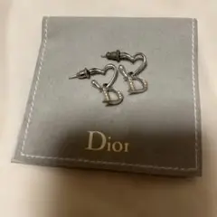新品 DOLCE&GABBANA ハート ピアス DGロゴ シルバー チェーン - メルカリ