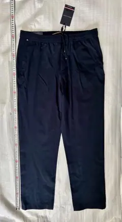 【新品未使用】トミーヒルフィガー　パンツ