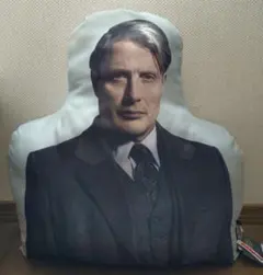 2025年最新】マッツ・ミケルセン クッションの人気アイテム - メルカリ