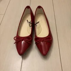 リボン付きレッドフラットシューズ 37