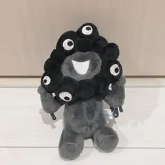 黒ミャクミャク カラビナ おすわり