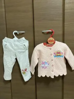 アンパンマンコレクション　カーディガンとパンツセット90センチ