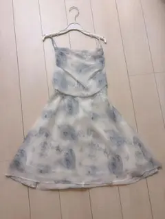 フローラルプリント ノースリーブワンピース