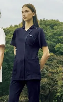 即日発送可！KAZEN 看護師 スクラブ スラックスボルドー×ネイビー 上L