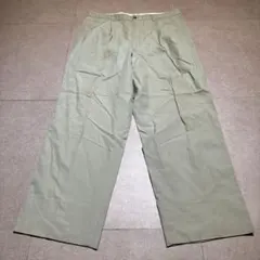 Burberry チノパン　パンツ　スラックス　カーキベージュ　薄手