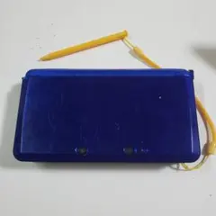 3DS ブルー本体カバー付き・タッチペン・充電器