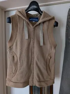 Burberry BLUELABELフード付きベージュベスト 36スエット素材
