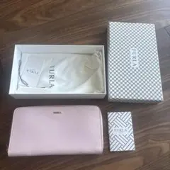 FURLA ピンク 長財布