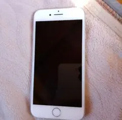 iPhone 8 64GB シルバー
