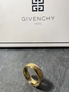 Givenchyゴールドリング27号