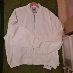 PUNYUS　ラインボンバージャケット