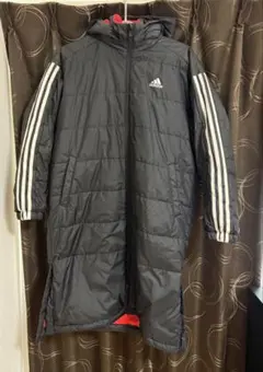 adidas グレー/レッド ロングダウンコート