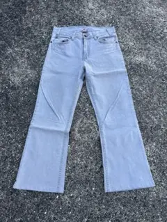 ライトグレー フレアデニム