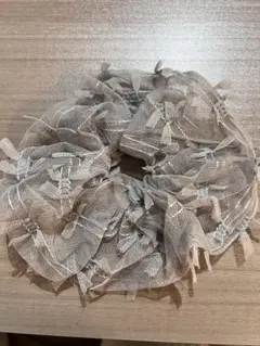 レースシュシュ　グレー